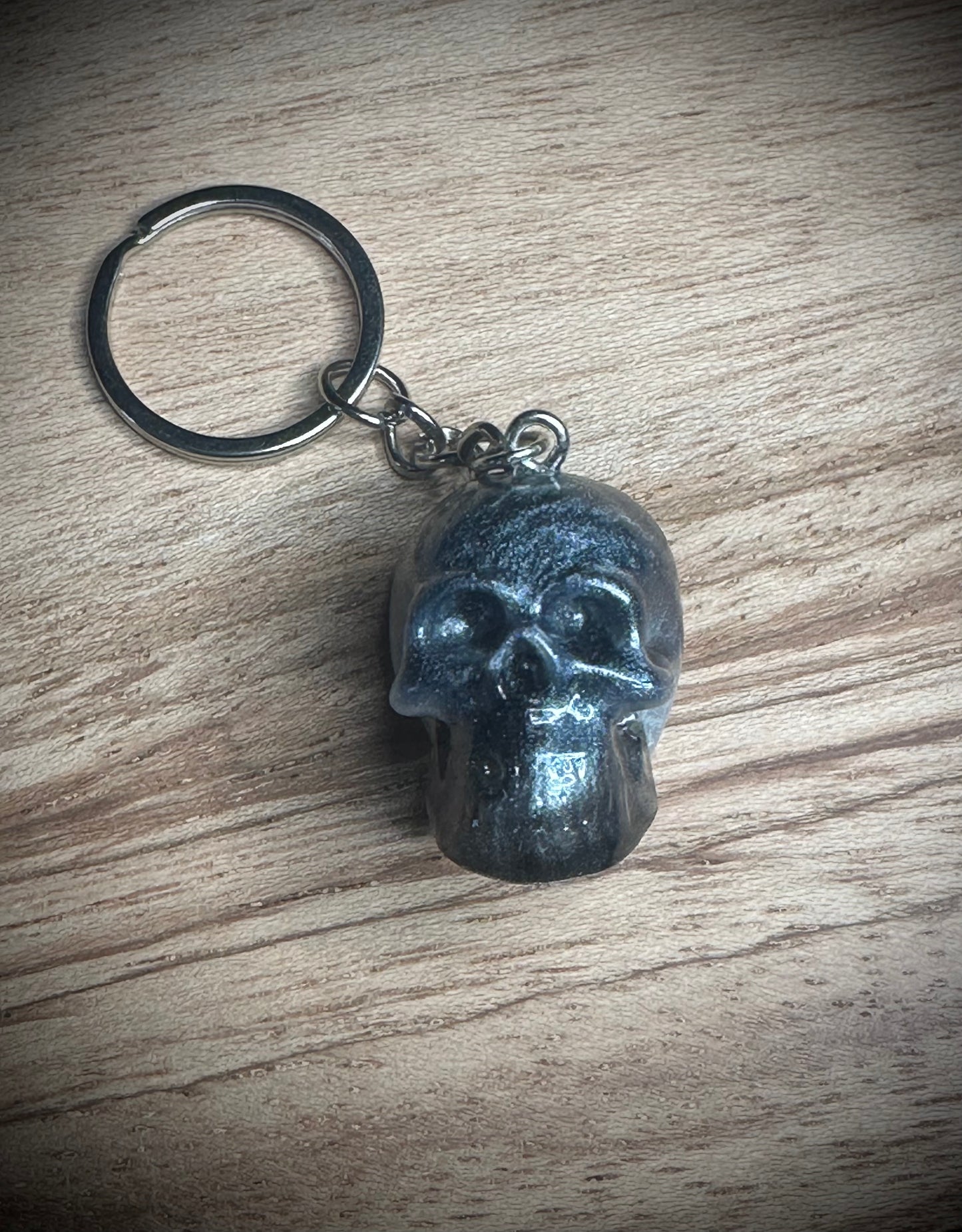 Grey Skull Keyring