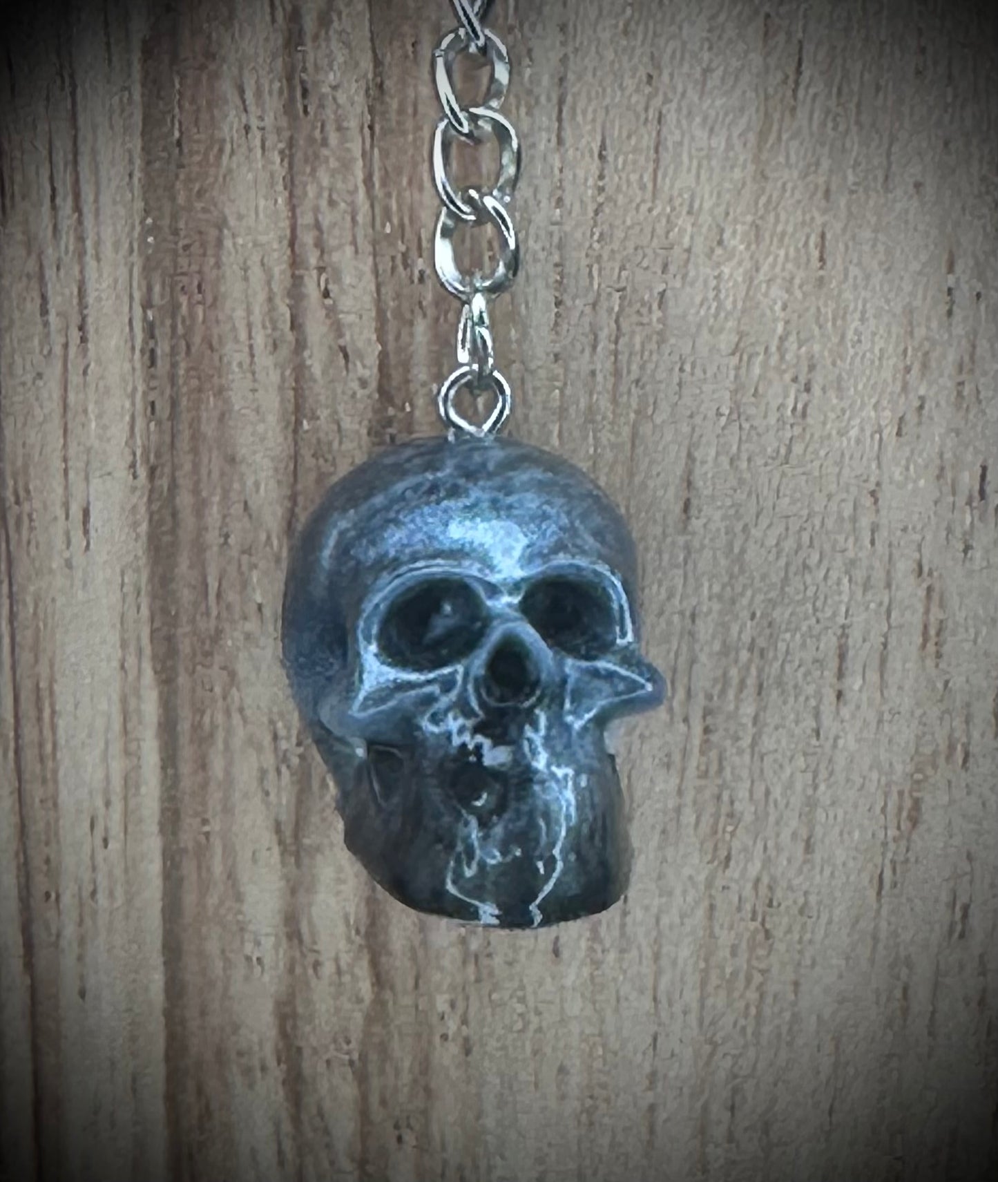 Grey Skull Keyring