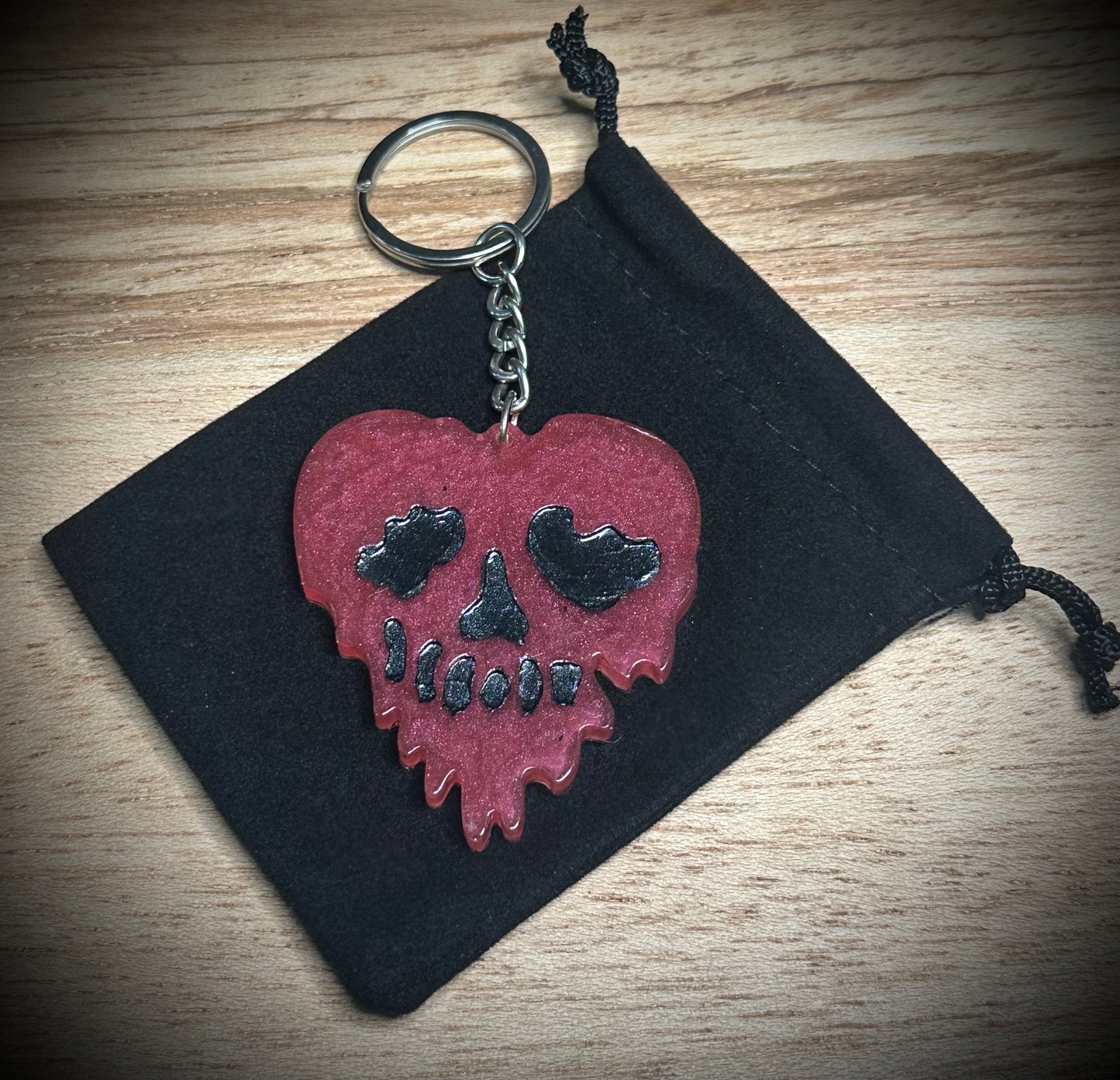 Red/Black Drip Skull Keyring